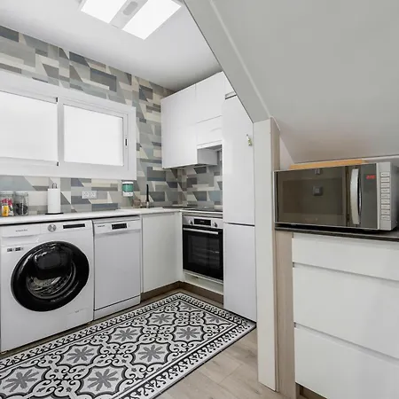 Appartement Duplex Center- *